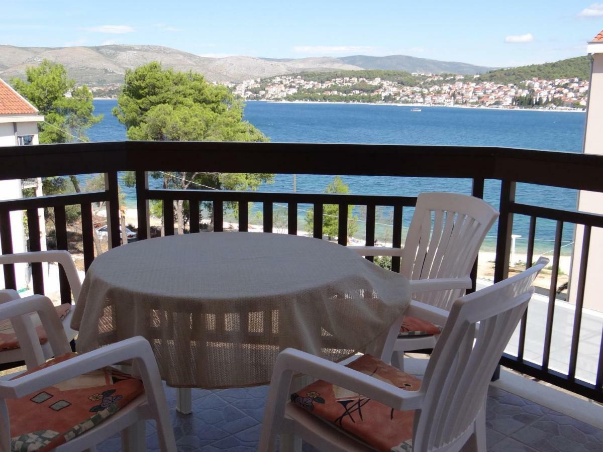 Vila Lola Apartmani Trogir Exteriör bild