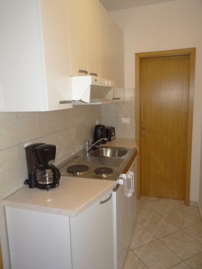 Vila Lola Apartmani Trogir Exteriör bild