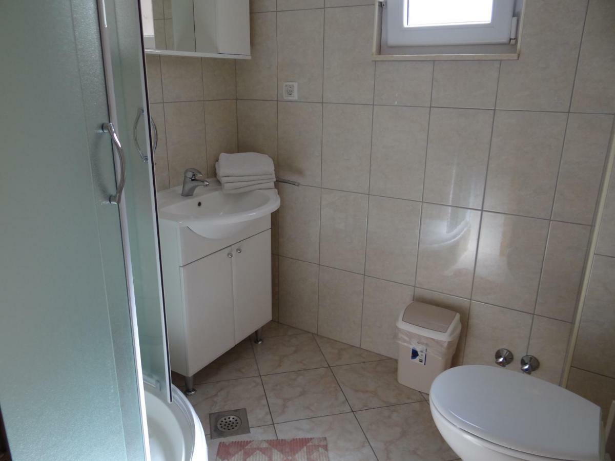 Vila Lola Apartmani Trogir Exteriör bild